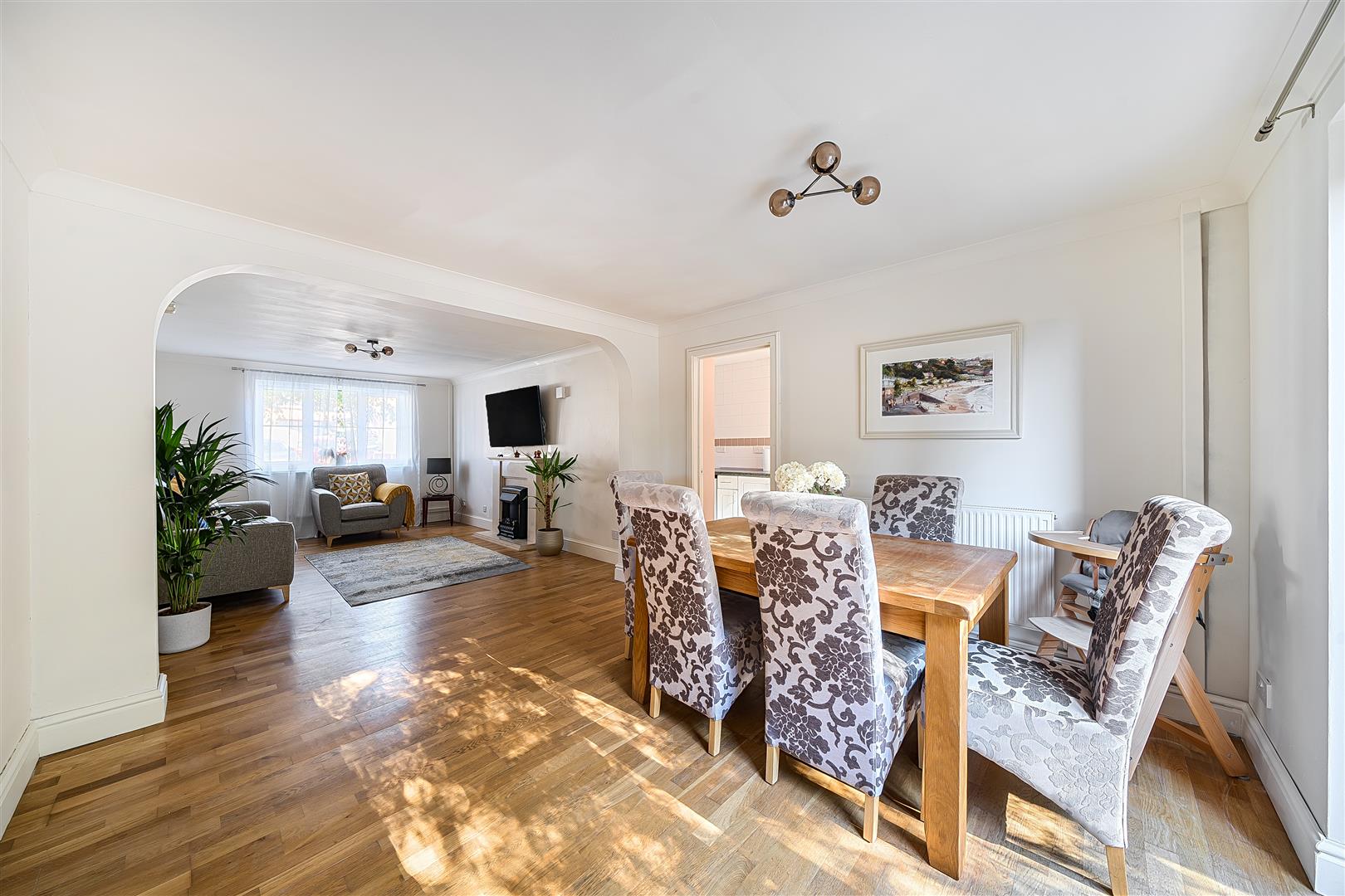 Brynhyfryd, Penllergaer, Swansea, SA4 9JJ